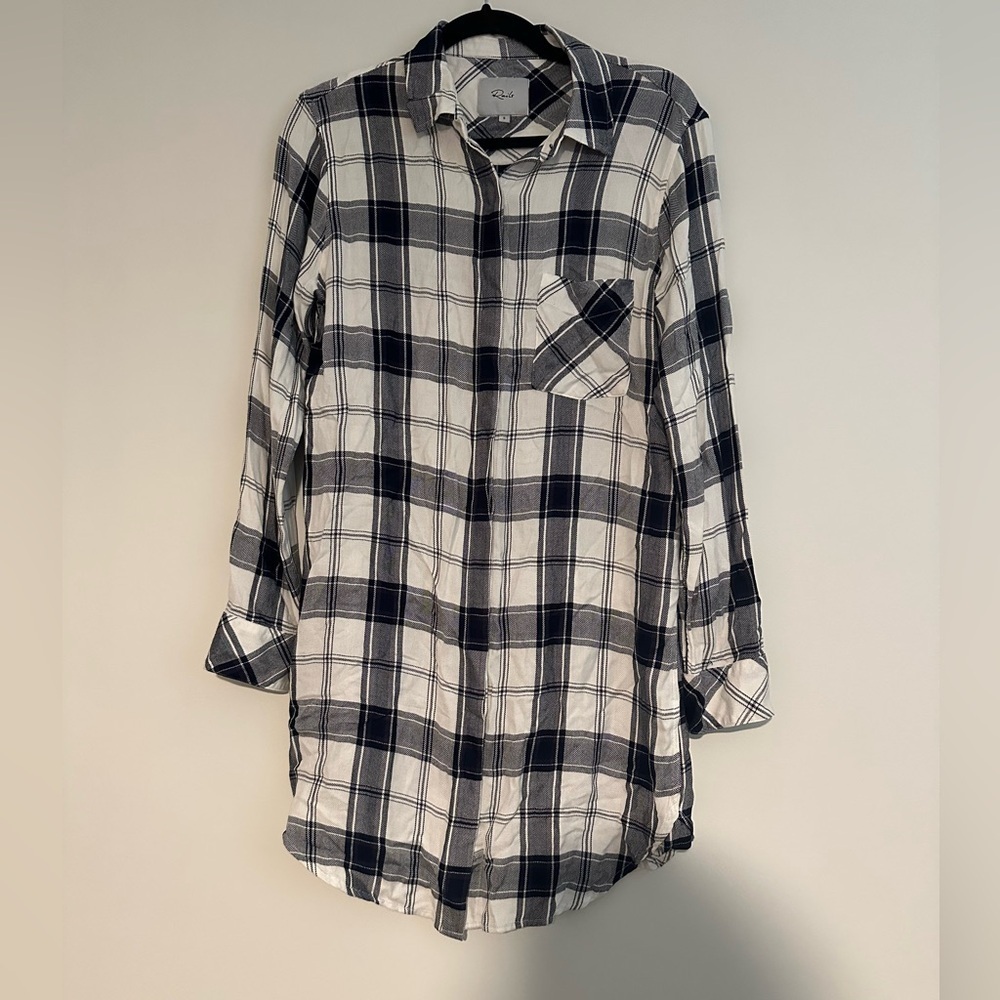rails plaid white and blue button up